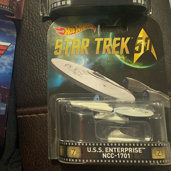 15 Star Trek classic hot wheels ! - Picture 3 of 3
